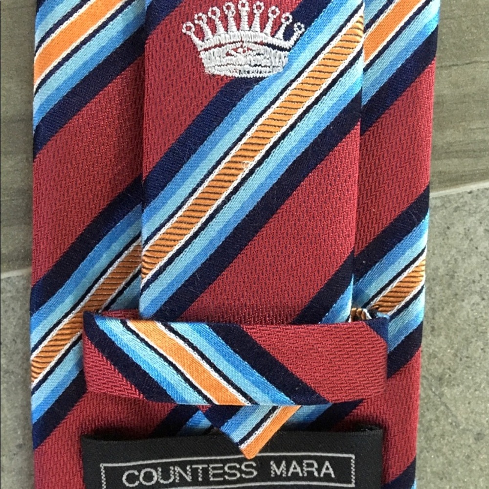 Countess Mara tie